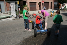 speelstraat en barbecue 2011