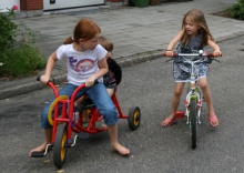 speelstraat en barbecue 2011